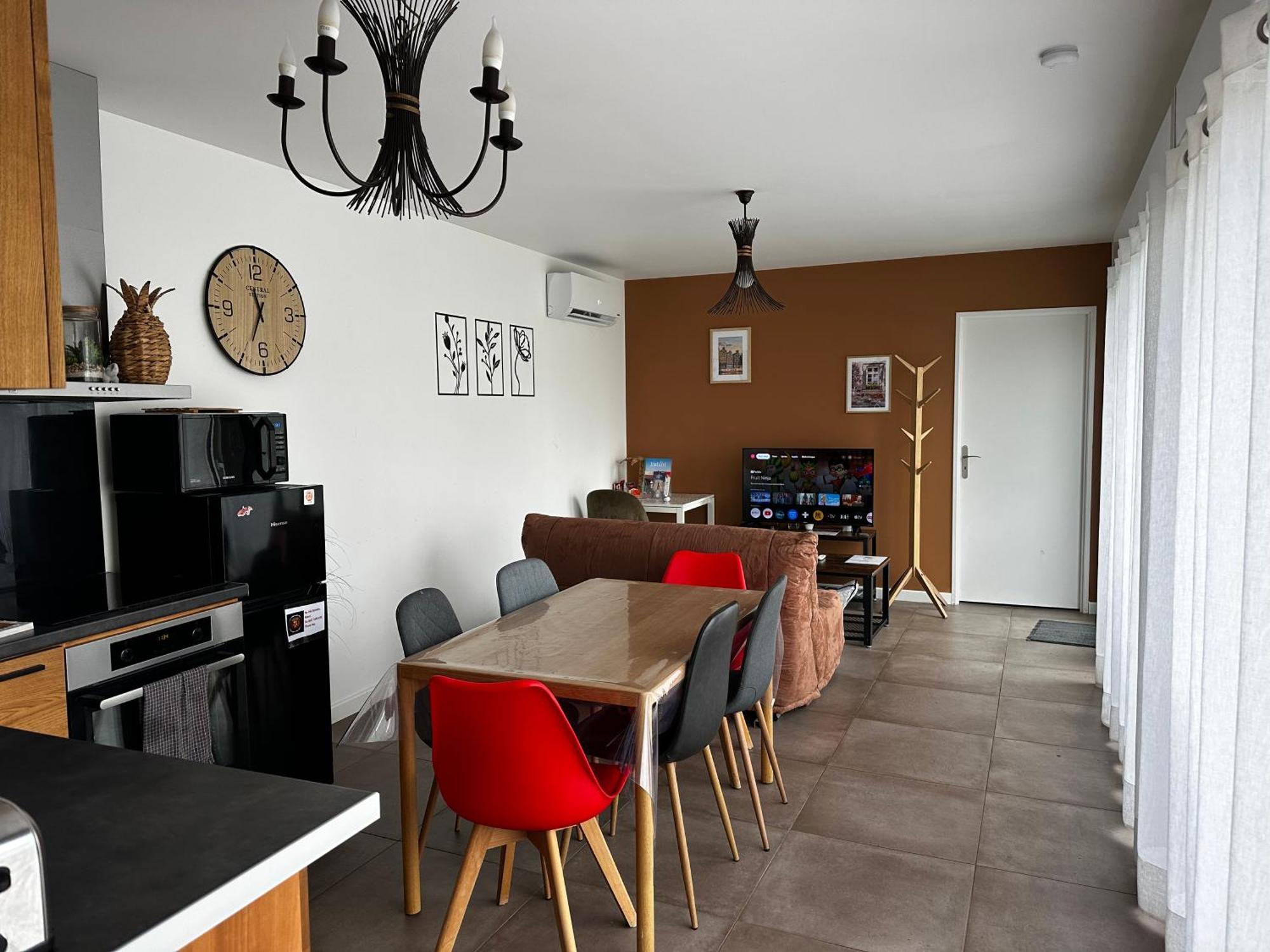 Maison La Capucine Sur Quai De Seine, Wifi, Machine A Laver, Parking Prive Gratuit Vernon  Exteriör bild